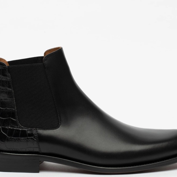 Boots - Picture 3 of 5